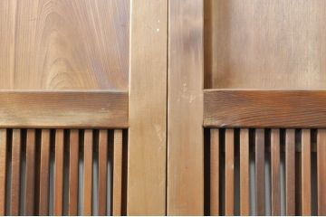 アンティーク建具　裏障子入り　落ち着いた和の雰囲気を演出する格子帯戸4枚セット(引き戸、格子戸、障子戸)(R-069276)