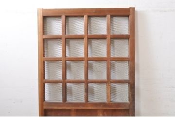 アンティーク建具　ヒノキ材　和モダンな雰囲気を醸し出す升目(マス目)格子蔵戸1枚(きつね格子、狐格子、引き戸、玄関戸)(R-069277)