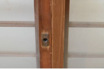 アンティーク建具　レトロな雰囲気が魅力の小さなガラス窓2枚セット(引き戸、ガラス戸)(R-069283)