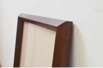 中古　美品　松本民芸家具　シンプルなデザインと深みのある色合いが素敵な額縁(木製フレーム)(R-069285)