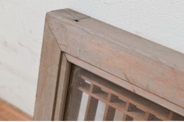 アンティーク建具　和モダンな空間作りにおすすめな片面ガラスの筬(オサ)欄間1枚(明り取り、明かり取り、オサランマ)(R-069297)