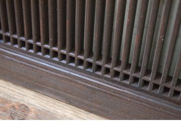 アンティーク建具　整然とした縦桟が美しい筬(オサ)欄間1枚(明り取り、明かり取り、格子、オサランマ)(R-069303)