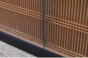 アンティーク建具　両面ガラス　繊細な組子格子が美しい上質な和の空間を演出する筬(オサ)欄間1枚(明り取り、明かり取り、オサランマ)(R-069318)