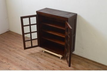 中古　松本民芸家具　脚(台輪)付きリメイク　和モダンな空間づくりにおすすめのサイドボード(収納棚、食器棚、サイドキャビネット)(R-069340)