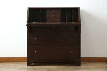 和製ビンテージ　松本民芸家具　♯308型　古びた風合いの木肌がレトロさを醸し出すシックなライティングビューロー　定価約45万円　(R-069345)