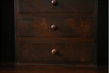 和製ビンテージ　松本民芸家具　♯308型　古びた風合いの木肌がレトロさを醸し出すシックなライティングビューロー　定価約45万円　(R-069345)