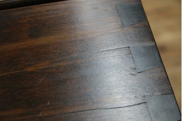 和製ビンテージ　松本民芸家具　♯308型　古びた風合いの木肌がレトロさを醸し出すシックなライティングビューロー　定価約45万円　(R-069345)