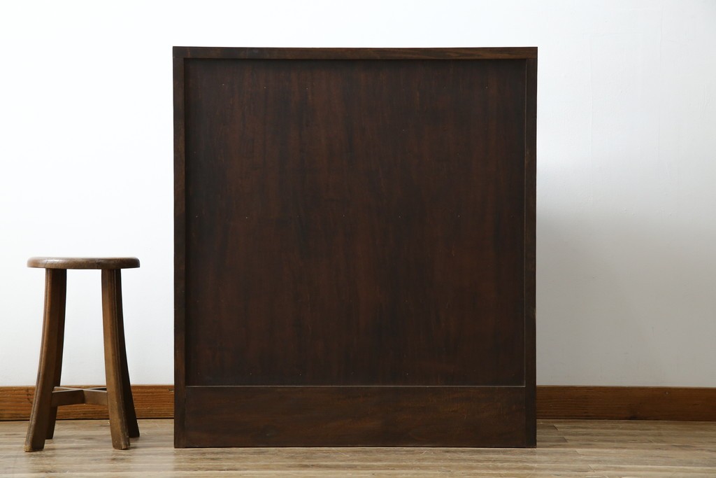 和製ビンテージ　松本民芸家具　♯308型　古びた風合いの木肌がレトロさを醸し出すシックなライティングビューロー　定価約45万円　(R-069345)