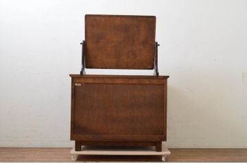 中古　北海道民芸家具　収納力抜群で使い勝手の良いドレッサー(化粧台、ドレッシングチェスト)(R-069346)