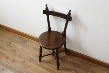 中古　美品　松本民芸家具　凝った装飾が素敵な南京小椅子(板座チェア、イス、いす、ダイニングチェア)(R-069347)