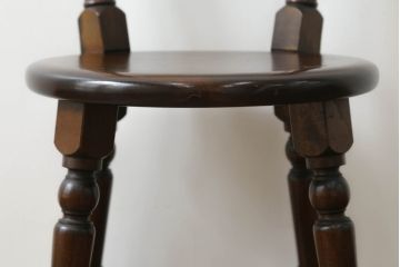 中古　美品　松本民芸家具　凝った装飾が素敵な南京小椅子(板座チェア、イス、いす、ダイニングチェア)(R-069347)