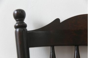 中古　美品　松本民芸家具　16型スピンドルチェア　ゆったりと座れるダイニングチェア(板座チェア、椅子、イス)(R-069348)
