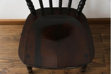 中古　美品　松本民芸家具　16型スピンドルチェア　ゆったりと座れるダイニングチェア(板座チェア、椅子、イス)(R-069348)