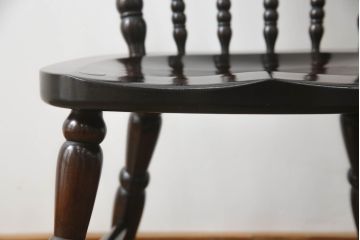 中古　美品　松本民芸家具　16型スピンドルチェア　ゆったりと座れるダイニングチェア(板座チェア、椅子、イス)(R-069348)