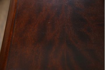 中古　美品　九州民芸家具　シックな色合いとクラシカルな佇まいが美しいサイドキャビネット(サイドボード、ブックケース、書棚、本棚、本箱、戸棚、収納棚)(R-069349)