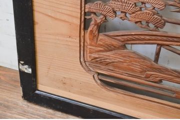 アンティーク建具　上質な和を演出する松の彫刻欄間1枚(明り取り、明かり取り)(R-069356)