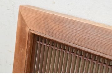 アンティーク建具　落ち着きのあるお部屋作りにおすすめな筬(オサ)欄間1枚(明り取り、明かり取り、オサランマ)(R-069363)