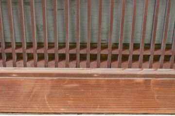 アンティーク建具　落ち着きのあるお部屋作りにおすすめな筬(オサ)欄間1枚(明り取り、明かり取り、オサランマ)(R-069363)
