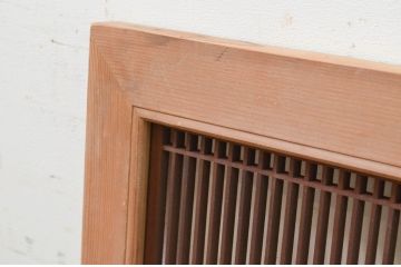 アンティーク建具　落ち着きのあるお部屋作りにおすすめな筬(オサ)欄間1枚(明り取り、明かり取り、オサランマ)(R-069363)