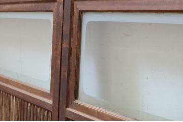 アンティーク建具　どこか懐かしい空気を醸し出す裏障子付き格子戸4枚セット(引き戸、障子戸、ガラス帯戸)(R-069371)