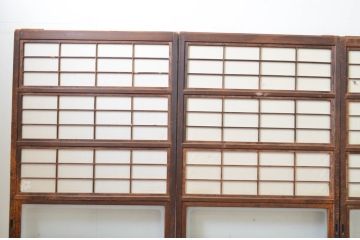 アンティーク建具　どこか懐かしい空気を醸し出す裏障子付き格子戸4枚セット(引き戸、障子戸、ガラス帯戸)(R-069371)
