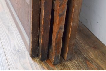 アンティーク建具　どこか懐かしい空気を醸し出す裏障子付き格子戸4枚セット(引き戸、障子戸、ガラス帯戸)(R-069371)