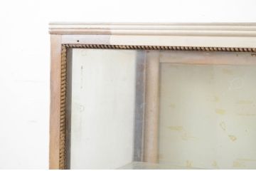 和製アンティーク　ペイント仕上げ限定　ノスタルジックな雰囲気を醸し出す古い薬屋のペイント縦型Gケース(ガラスケース、ショーケース、飾り棚、陳列棚、店舗什器)(R-069372)
