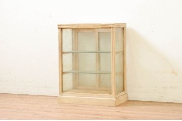 和製アンティーク　ペイント仕上げ限定　ノスタルジックな雰囲気を醸し出す古い薬屋の小振りな卓上ペイントガラスケース(ショーケース、飾り棚、陳列棚、収納棚)(R-069375)