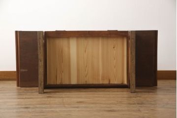 和製アンティーク　重厚!!　筆返し付き　総欅(ケヤキ)材　和の趣ある佇まいが魅力的な文机(ローテーブル、座机、ワークデスク、在宅用座卓、在宅ワーク用)(R-069380)