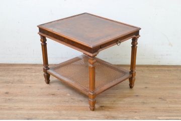 中古　DREXEL HERITAGE(ドレクセルヘリテイジ)　補助テーブル付きのクラシカルなサイドテーブル(ローテーブル、コーヒーテーブル、エンドテーブル、ナイトテーブル、飾り台)(R-069389)