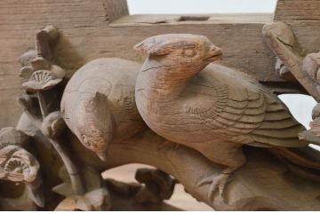 和製アンティーク　総欅(ケヤキ)材　鳥と桜の彫刻が素晴らしい古い寺社仏閣の蟇股(かえるまた、欄間、山車、だんぢり、ディスプレイ、置物)(R-069404)
