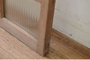 アンティーク建具　大正ロマン　古い木味が魅力のガラス窓1枚(引き戸、ガラス戸)(R-069413)