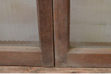 アンティーク建具　大正ロマン　どこか懐かしい雰囲気漂うモールガラス窓2枚セット(引き戸、ガラス戸)(R-069416)