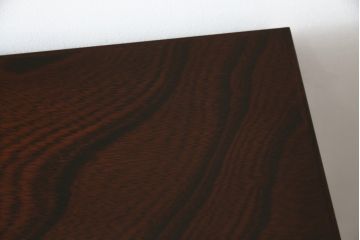 中古　美品　欅(ケヤキ)材　重厚な金具と威風堂々とした佇まいが魅力の南部車箪笥(南部箪笥、和タンス、引き出し、収納箪笥、サイドチェスト)(定価約40万円)(R-069424)