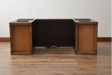 和製ビンテージ　松本民芸家具風　高山デザイン　ガラス天板付き　シックな色合いが上品な薄型両袖机(コンソールテーブル、ワークデスク、在宅ワーク用、ヴィンテージ)(R-069441)