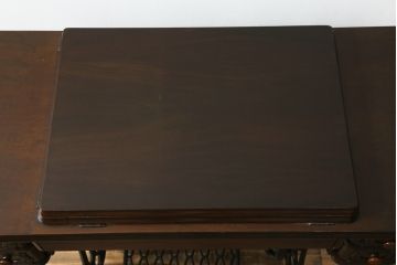 ジャンク品　イギリスアンティーク　SINGER(シンガー)社　置くだけで絵になる素敵な足踏みミシン(シンガーミシン、ミシンテーブル、ミシン台、工業用ミシン、サイドテーブル、ディスプレイ、英国)(R-069450)