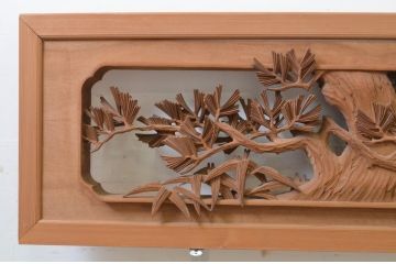ビンテージ建具　井波彫刻　清流作　躍動感のある松竹梅が美しい両面彫刻欄間2枚セット(明り取り、明かり取り、在銘、ヴィンテージ)(R-069461)