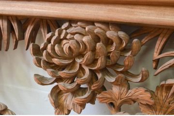 アンティーク建具　越中　井波彫刻　明雲作　繊細な菊・竹・梅のデザインが目を惹く両面彫刻欄間2枚セット(明り取り、明かり取り、在銘)(R-069465)