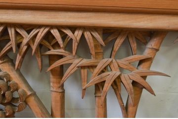 アンティーク建具　越中　井波彫刻　明雲作　繊細な菊・竹・梅のデザインが目を惹く両面彫刻欄間2枚セット(明り取り、明かり取り、在銘)(R-069465)