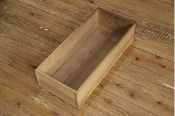 和製アンティーク　奥行きたっぷりの水屋箪笥サイドボード(時代箪笥、茶棚、収納棚、戸棚、引き出し、サイドキャビネット、テレビ台、テレビボード)(R-069488)