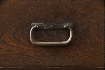 和製アンティーク　奥行きたっぷりの水屋箪笥サイドボード(時代箪笥、茶棚、収納棚、戸棚、引き出し、サイドキャビネット、テレビ台、テレビボード)(R-069488)