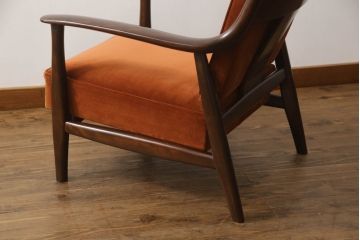 中古　美品　松本民芸家具　#300型曲肘布張イス　レトロな雰囲気を醸し出す1人掛けソファ(一人掛け、アームチェア、椅子)(定価約33万円)(R-069502)