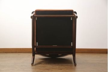 中古　美品　松本民芸家具　#300型曲肘布張イス　レトロな雰囲気を醸し出す1人掛けソファ(一人掛け、アームチェア、椅子)(定価約33万円)(R-069502)