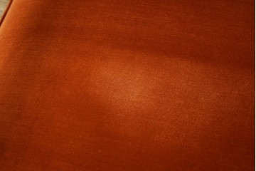 中古　美品　松本民芸家具　#301型曲肘布張椅子　上品なオレンジカラーが空間のアクセントになる3人掛けソファ　定価約48万円　(R-069504)
