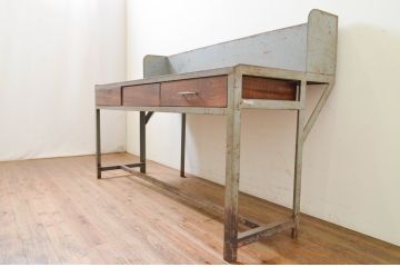 和製ビンテージ　無骨な雰囲気が格好いいアイアンフレームの作業台(ワークデスク、平机、鉄脚テーブル、カウンターテーブル、ヴィンテージ)(R-069509)