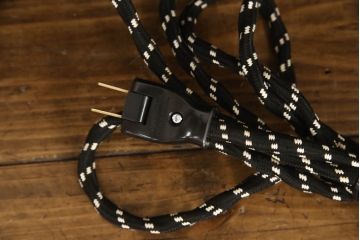 中古　美品!!　DREXEL HERITAGE(ドレクセルヘリテイジ)　マホガニー材　ディンプレックス(Dimplex)　#317L お洒落なインテリアとして活躍する重厚感のあるマントルピースと電気暖炉のセット(電気ストーブ、ファイヤープレイス、店舗什器)(R-069510)