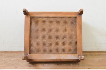 中古　DREXEL HERITAGE(ドレクセルヘリテイジ)　補助テーブル付きのクラシカルなサイドテーブル(ローテーブル、コーヒーテーブル、エンドテーブル、ナイトテーブル、飾り台)(R-069511)
