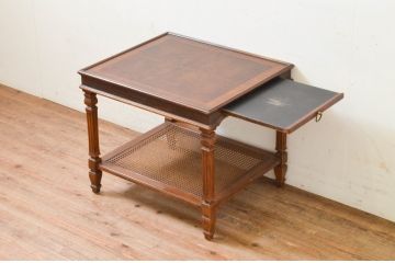 中古　DREXEL HERITAGE(ドレクセルヘリテイジ)　補助テーブル付きのクラシカルなサイドテーブル(ローテーブル、コーヒーテーブル、エンドテーブル、ナイトテーブル、飾り台)(R-069512)