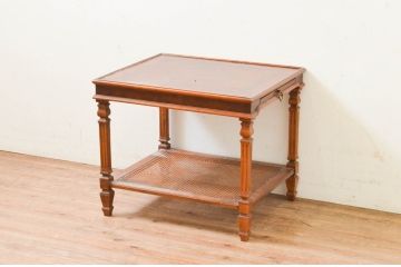 中古　DREXEL HERITAGE(ドレクセルヘリテイジ)　補助テーブル付きのクラシカルなサイドテーブル(ローテーブル、コーヒーテーブル、エンドテーブル、ナイトテーブル、飾り台)(R-069513)