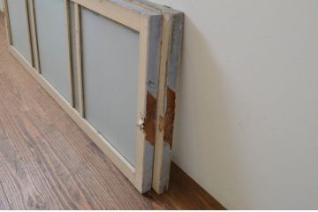 アンティーク建具　ペイント仕上げ限定　インテリアに取り入れやすいシンプルデザインのガラス欄間2枚セット(明り取り、明かり取り)(R-069516)